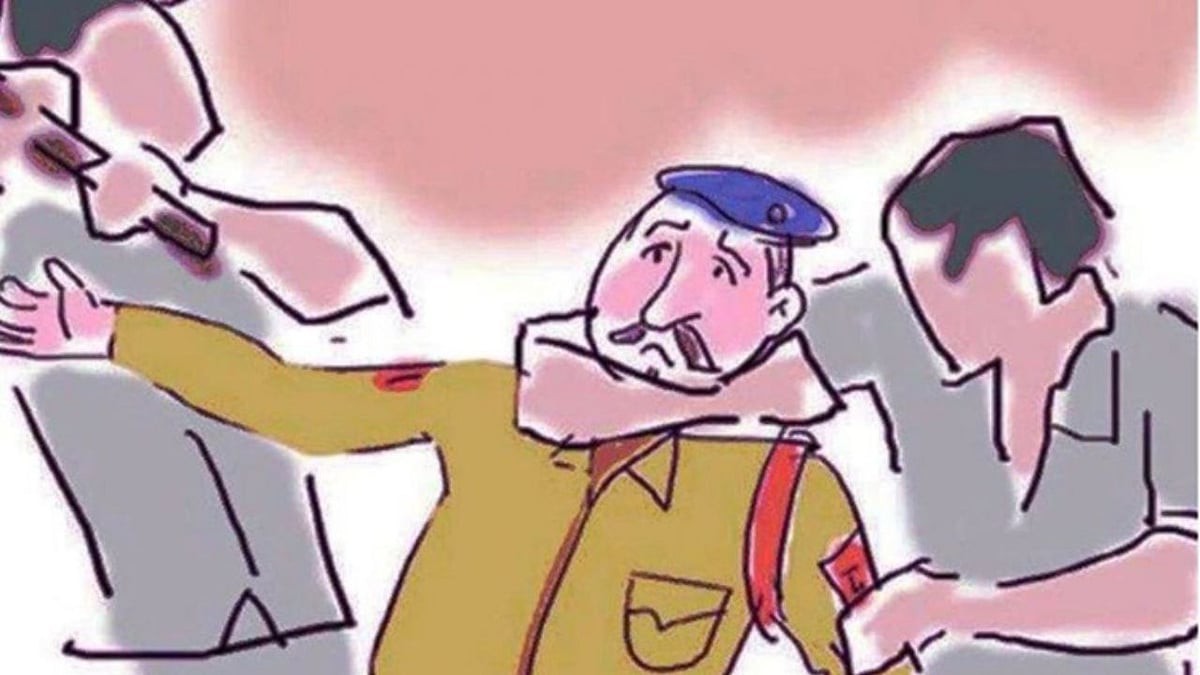 कसाईवाड़ा में अवैध कत्लखाने पर छापा, पुलिस टीम पर भीड़ का हमला; 17 पर केस