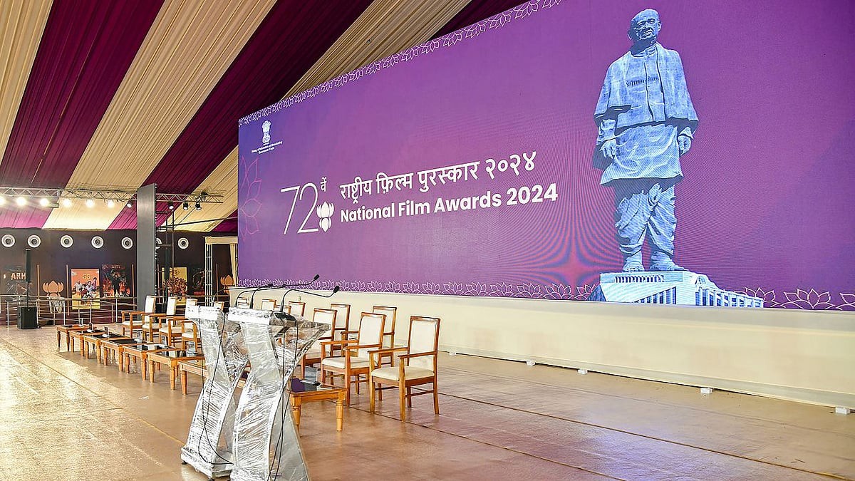 केवड़िया में सजेगा सिनेमा का सबसे बड़ा मंच, राष्ट्रपति मुर्मू देंगी 72वें राष्ट्रीय फिल्म पुरस्कार