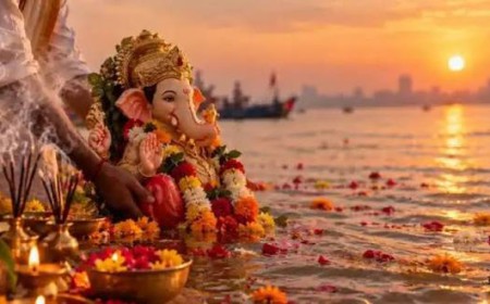 लातूर में गणेश विसर्जन शोभायात्रा को लेकर मामला दर्ज, भाजपा पदाधिकारी समेत 14 लोगों पर कार्रवाई