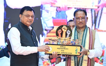 श्रमवीरों के सम्मान में रायपुर में महासम्मेलन, CM साय बोले- विकास की नींव हैं श्रमिक