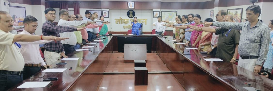 लोकभवन में सतर्कता जागरूकता सप्ताह 2026 की शुरुआत, अधिकारियों और कर्मचारियों ने ली ईमानदारी की शपथ