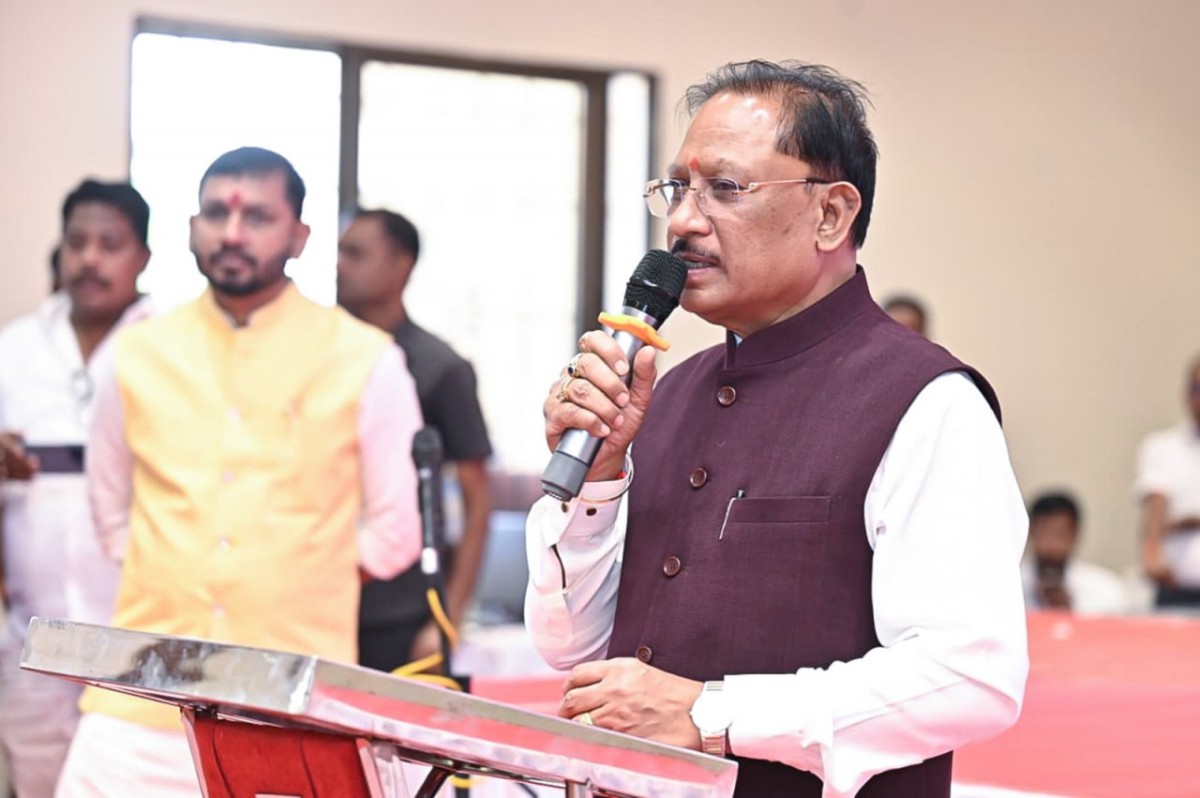 मुख्यमंत्री विष्णु देव साय ने अभनपुर में सुनी ‘मन की बात’ की 139वीं कड़ी, छत्तीसगढ़ की संस्कृति और जनभागीदारी पर दिया जोर
