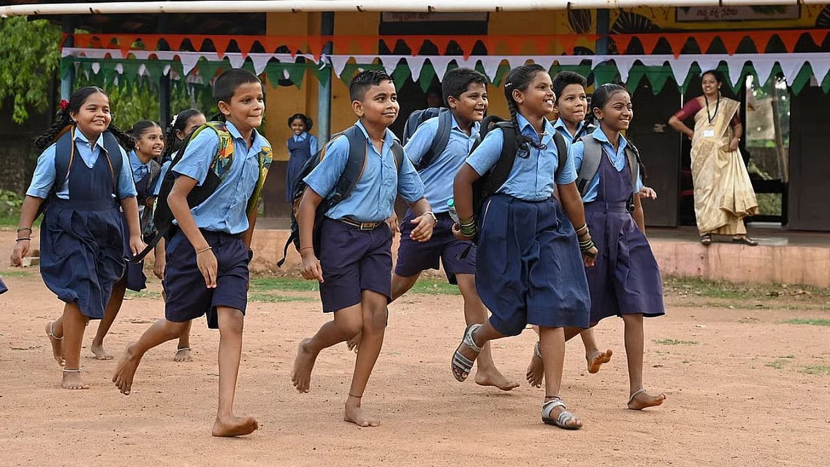 नागपुर जिला परिषद के 76,022 विद्यार्थियों को दिवाली से पहले मिलेंगे नए जूते-मोजे, शासन ने जारी किए 1.29 करोड़ रुपये