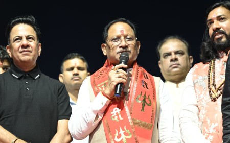 रायपुर में गरबा और नवरात्रि महोत्सवों में शामिल हुए CM विष्णुदेव साय, महतारी वंदन योजना और महिला सशक्तिकरण पर दिया जोर