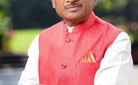छत्तीसगढ़ में सुशासन पर जोर: डिजिटल सेवाओं, जनसमस्या निवारण और जनकल्याणकारी योजनाओं से आम नागरिकों तक पहुंचाने का प्रयास