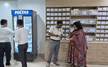 रायपुर में कैंसररोधी दवाओं की जांच तेज, 17 मेडिकल स्टोर्स का निरीक्षण; 3 फर्मों को नोटिस जारी